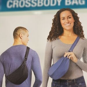 Stylish Blue Crossbody Bag         32° Degree Cool